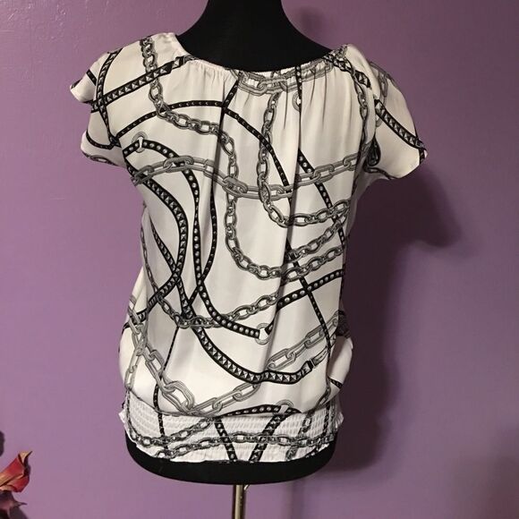 MK Chains top size small. - Picture 5 of 7